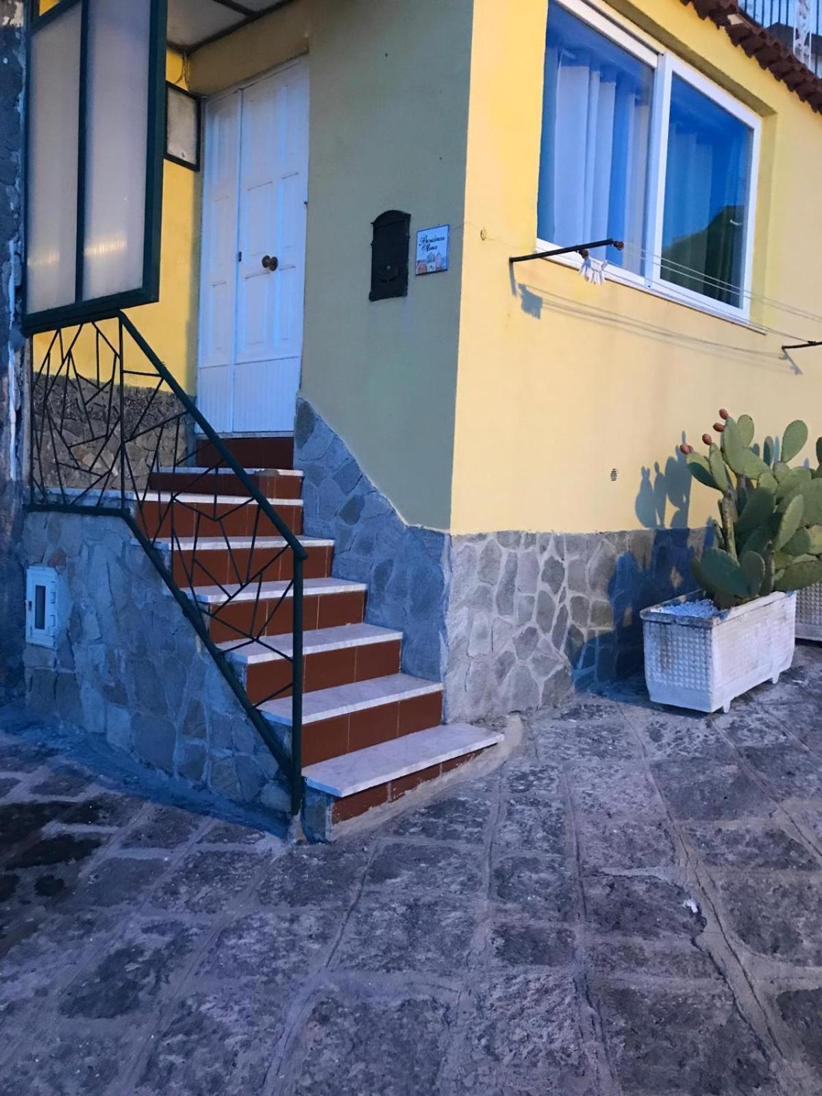 Residenza Mena Marina Corricella * Procida